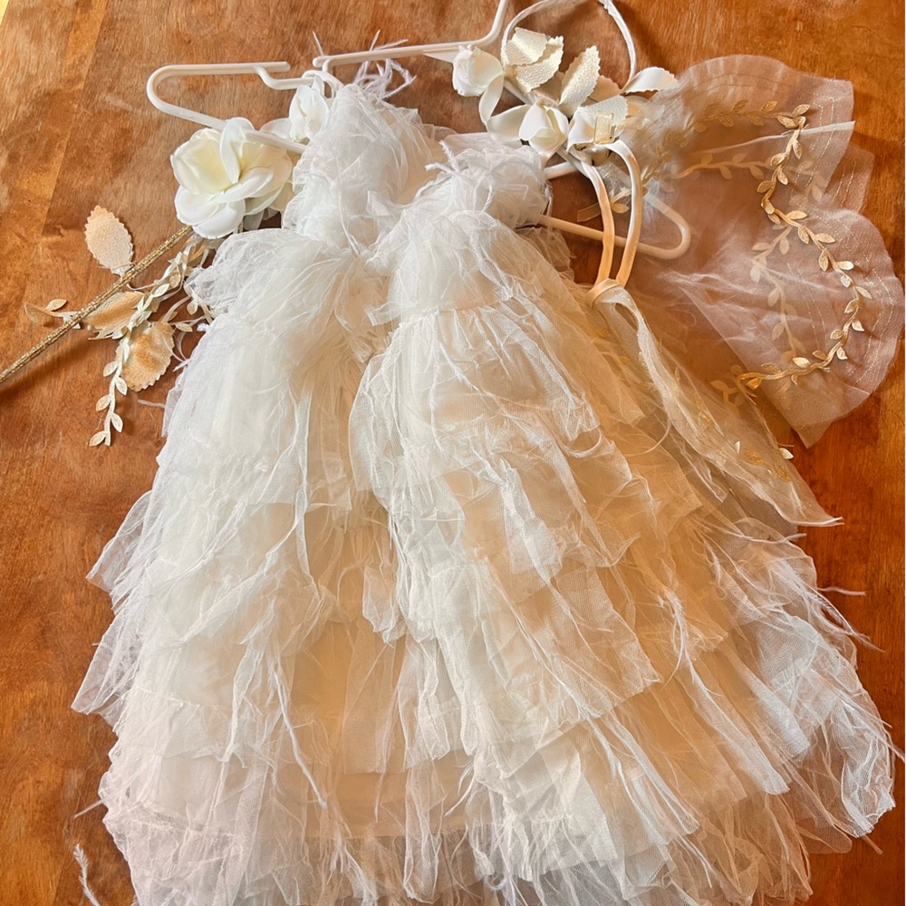 Monique Lhuillier Cream Dress